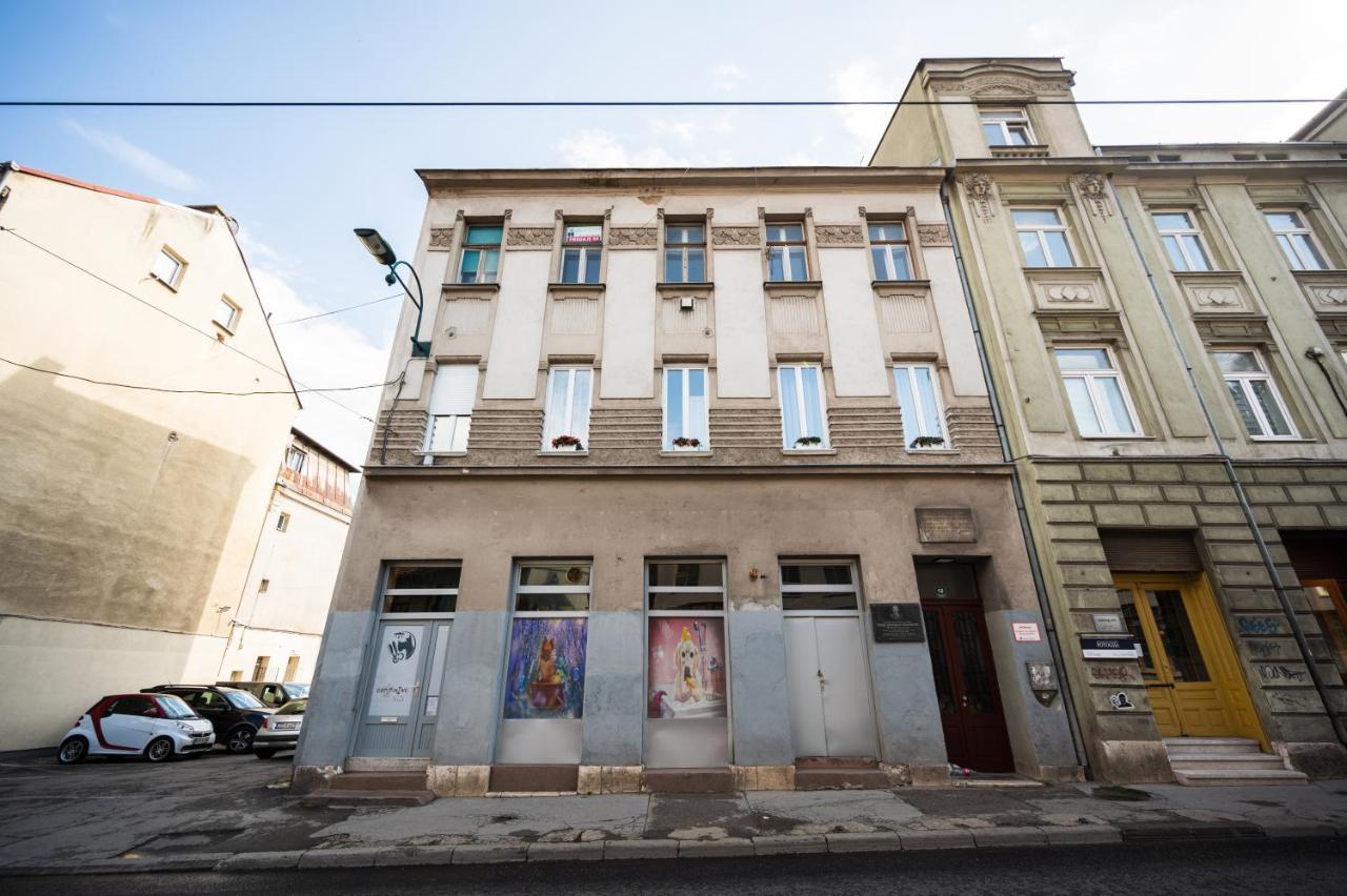 Old Town Design Apartments Sarajevo Luaran gambar